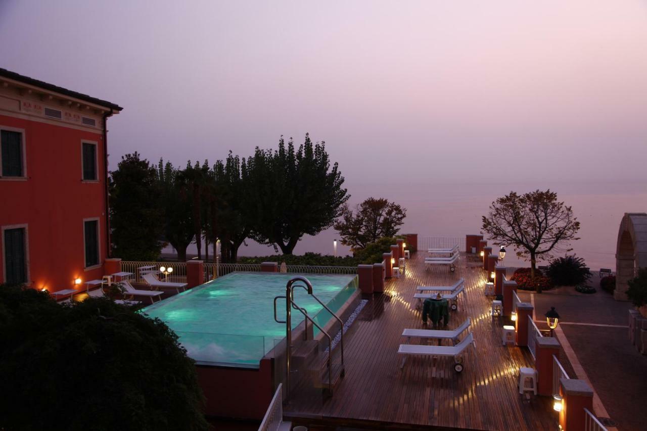 Hotel Alla Riviera Bardolino Exterior photo